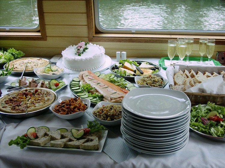 Food menu for family reunion party